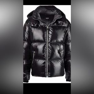 Selling Mackage winter puffer jacket. Worn twice. Size 44 men in mint condition